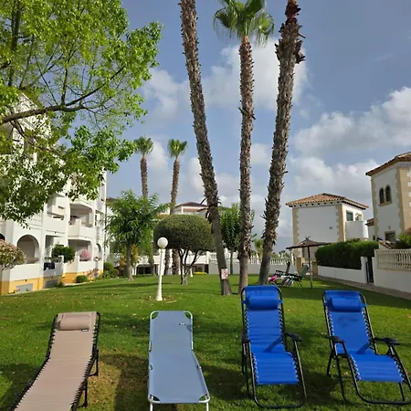 Fabulous 2 Bed 2 Bath ! Apartment *